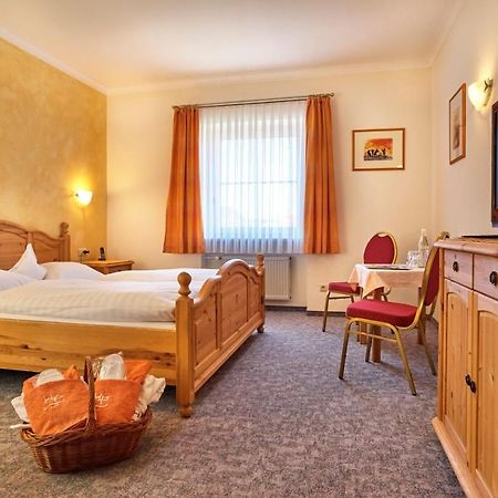 Zedernhof Gesundheits- & Wellnesshotel Stamsried Exteriör bild